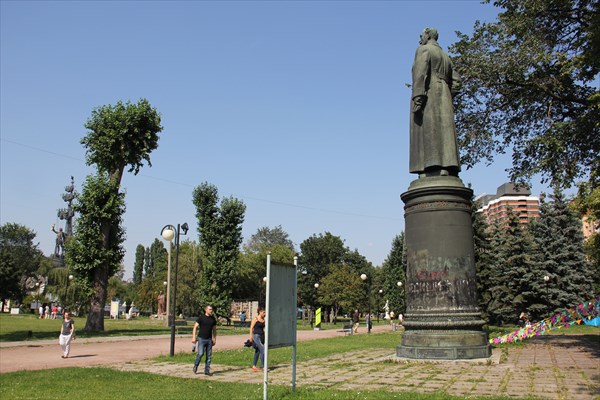 030-Памятник Дзержинскому